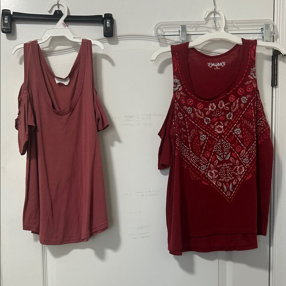 Set of 4 Mudd Red and Maroon Cold Shoulder Tank Tops